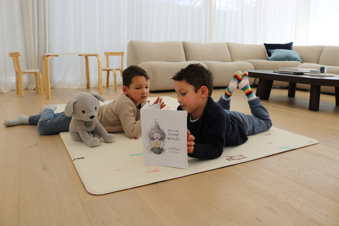 Reading who is the Good Witch with Rune